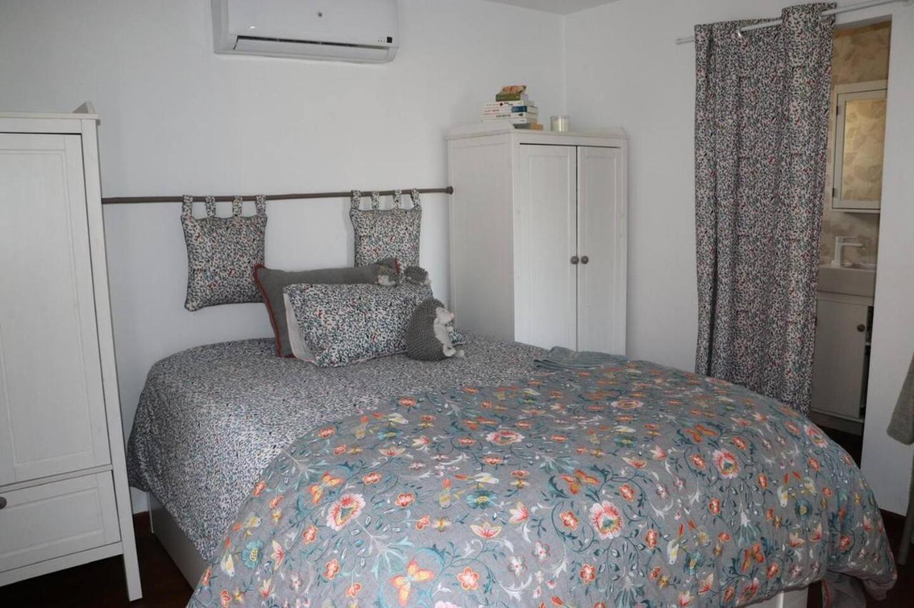 Les Chevaux De Coeur Bed & Breakfast Estepona Exterior photo